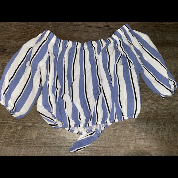 Off the shoulder blouse - Picture 4 of 5